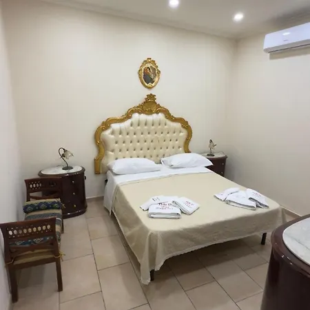 Beb Don Gennaro Bed & Breakfast Naples Exterior photo