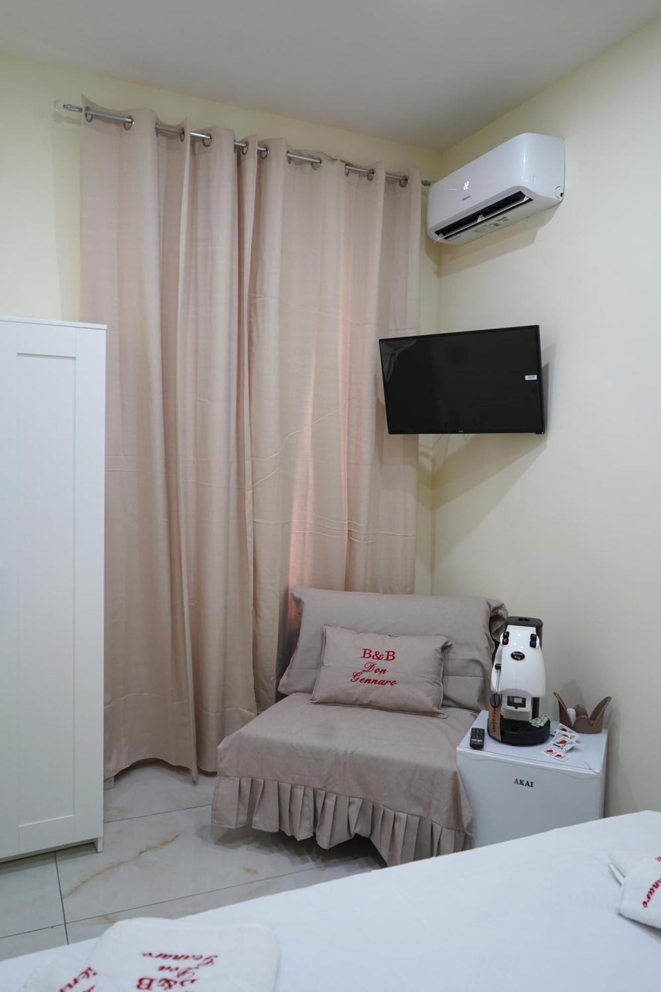 Bed & Breakfast Beb Don Gennaro Napels
